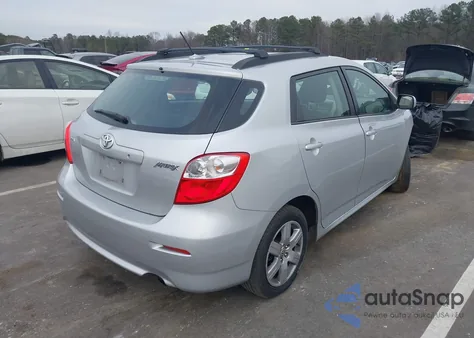 2009 Toyota Matrix z USA, uszkodzony, nr VIN 2T1KU40E99C156623